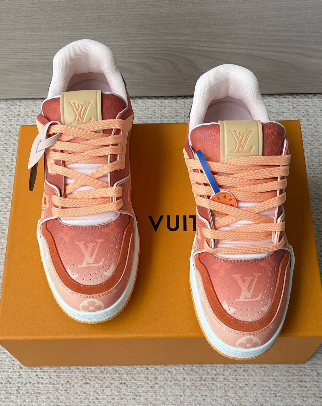 LV Trainer Sneaker 1AJTPO