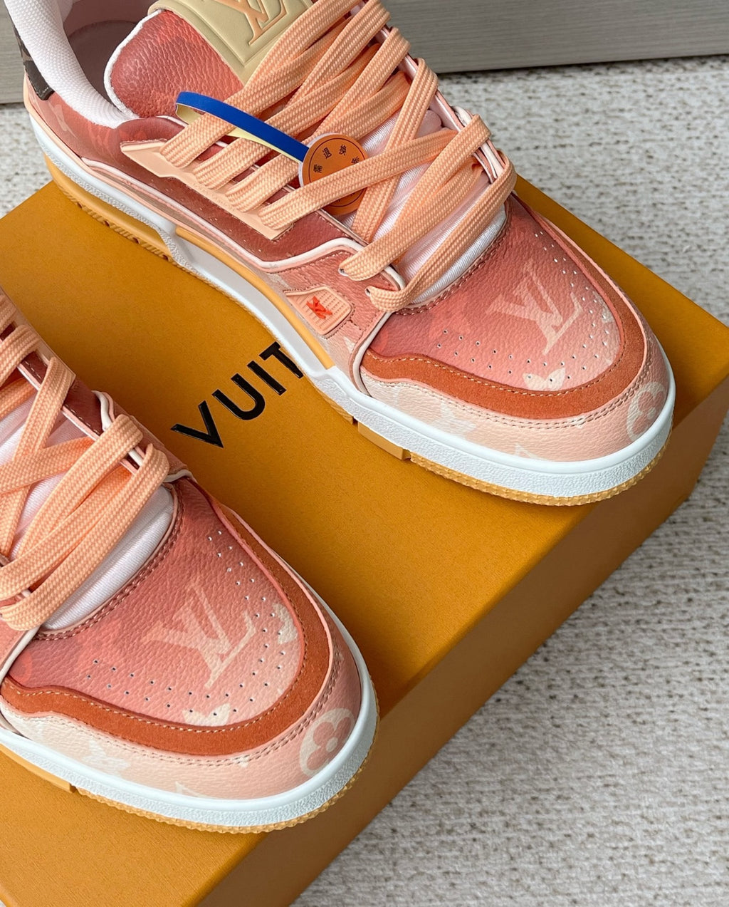 LV Trainer Sneaker 1AJTPO
