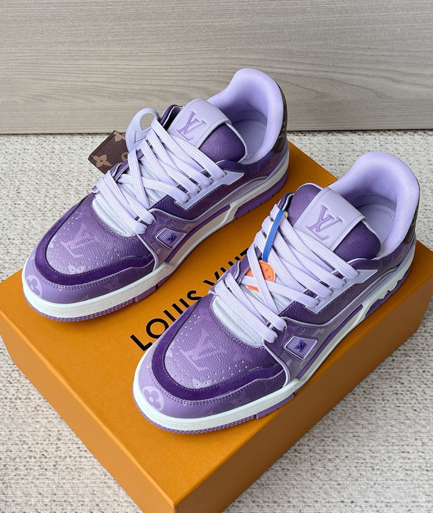 LV Trainer Sneaker 1AJTPO