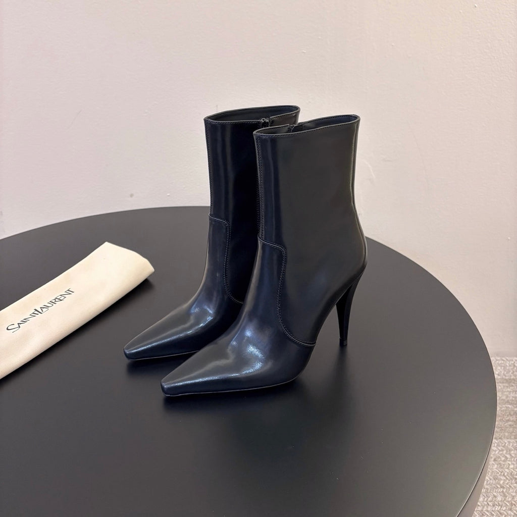 Saint Laurent Jane Ankle in Calfskin
