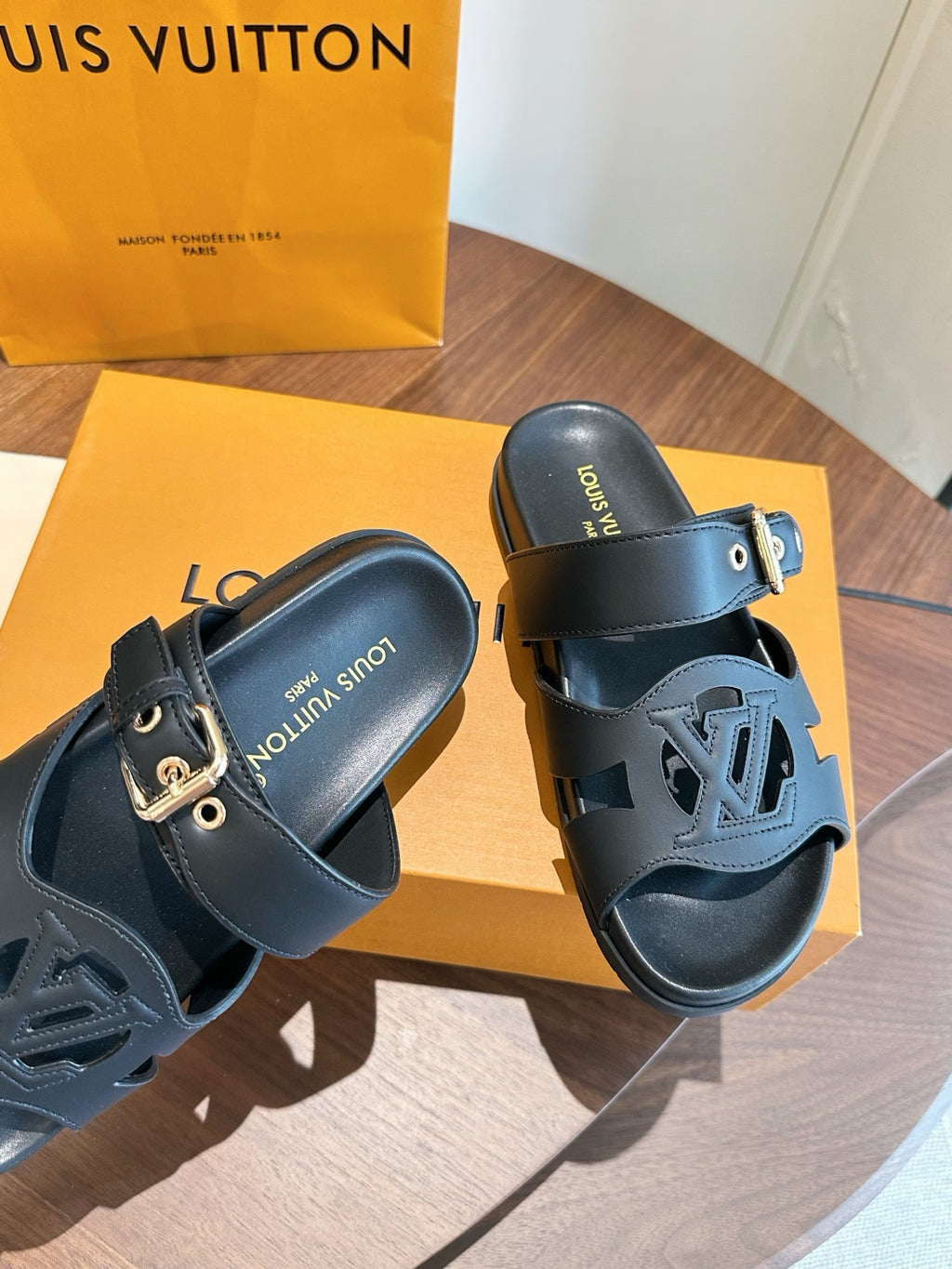 LV Isola Comfort Mule