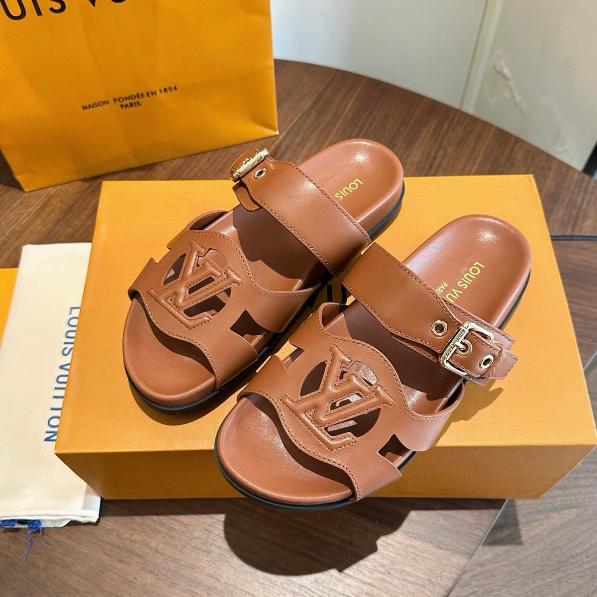 LV Isola Comfort Mule