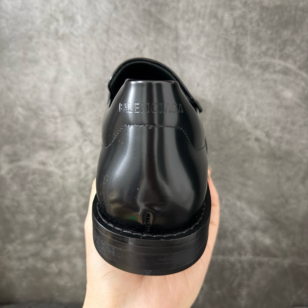Balenciaga Comfy Loafer in Black Shiny Calfskin