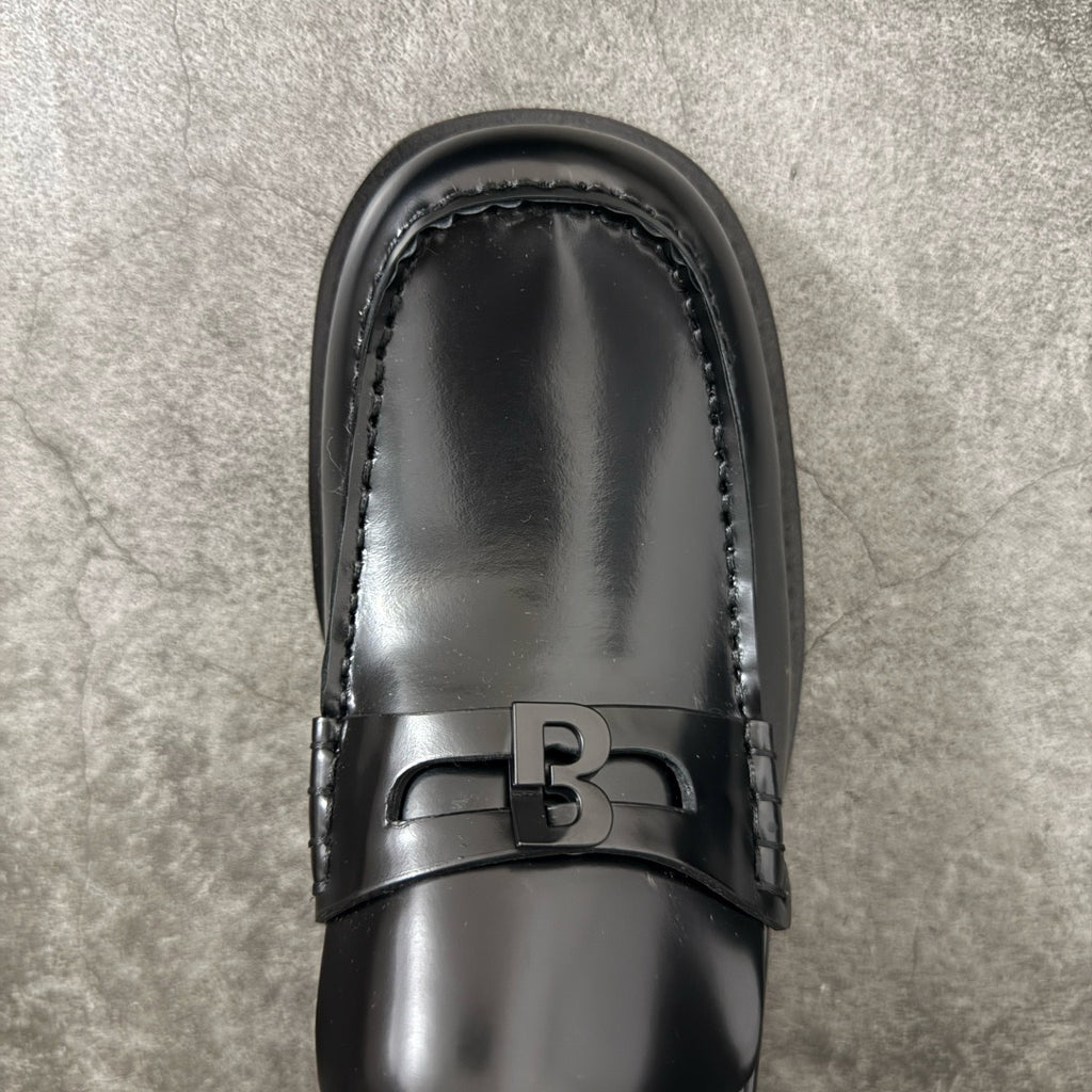 Balenciaga Comfy Loafer in Black Shiny Calfskin