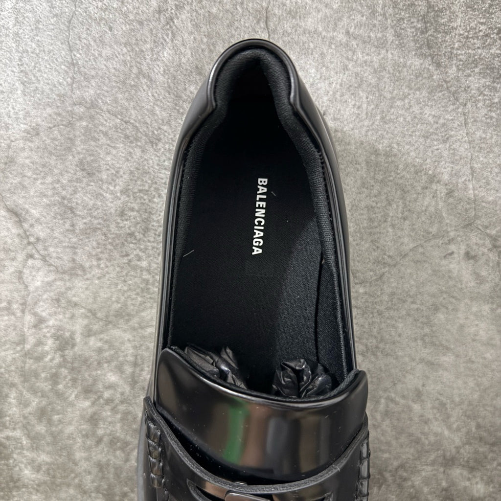 Balenciaga Comfy Loafer in Black Shiny Calfskin