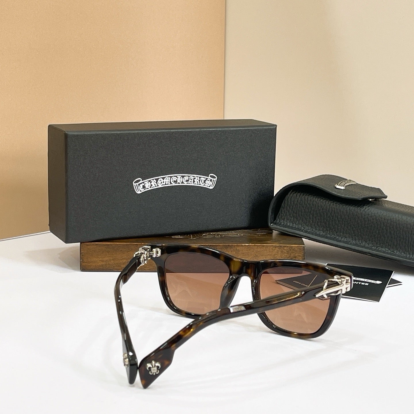 Chrome Hearts Sunglasses CH8251