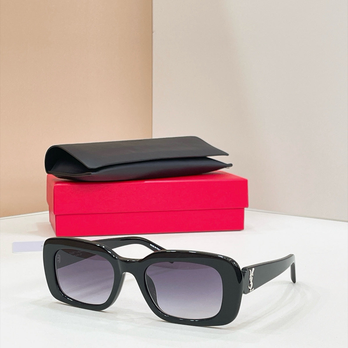 Saint Laurent Sunglasses SLM130