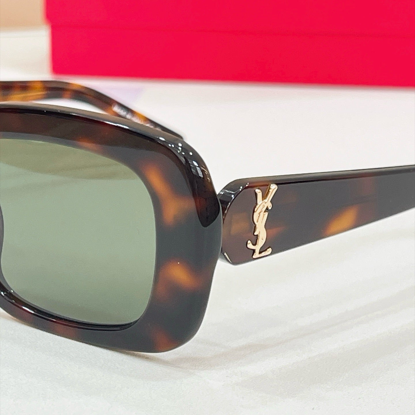 Saint Laurent Sunglasses SLM130