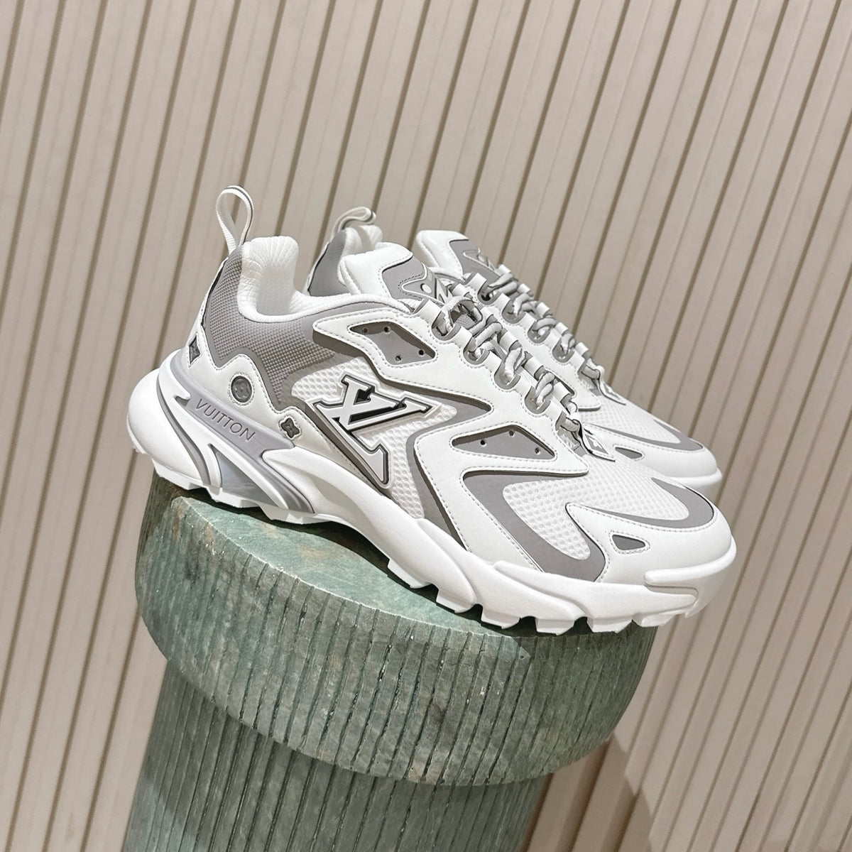 LV Tatic Runner Sneaker 1AJAPT