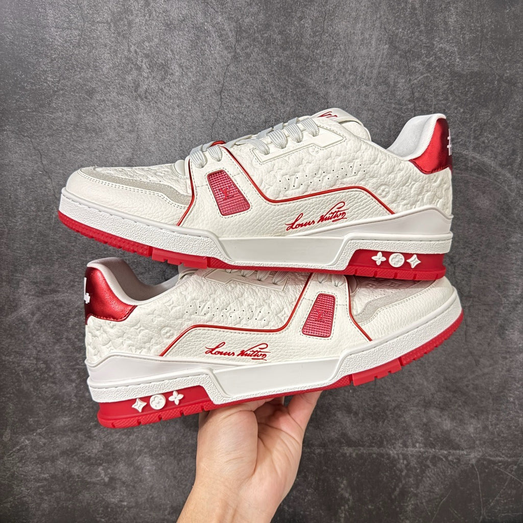 LV Trainer Sneaker 1AKCOZ