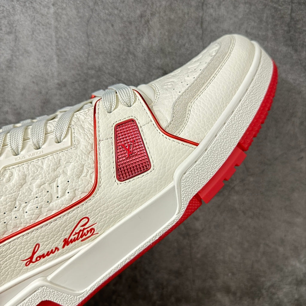 LV Trainer Sneaker 1AKCOZ
