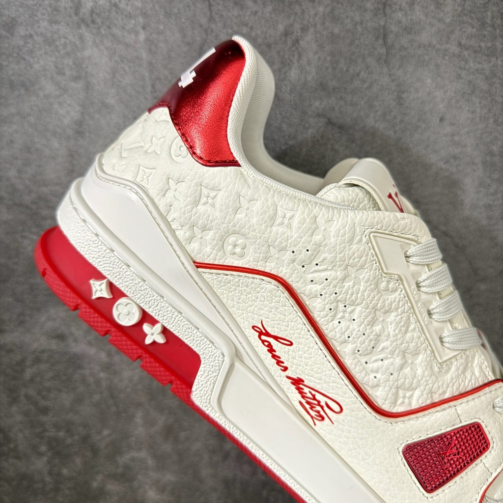 LV Trainer Sneaker 1AKCOZ