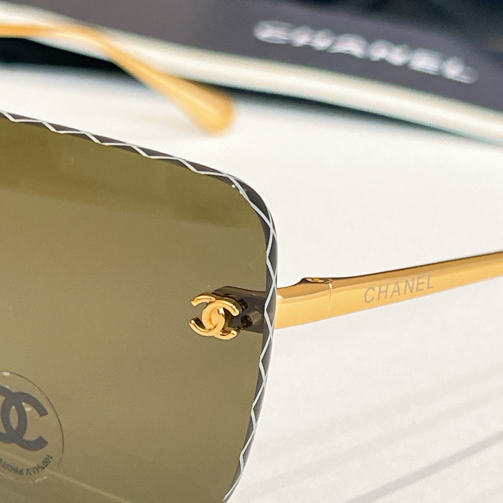 Chanel Sunglasses A71755