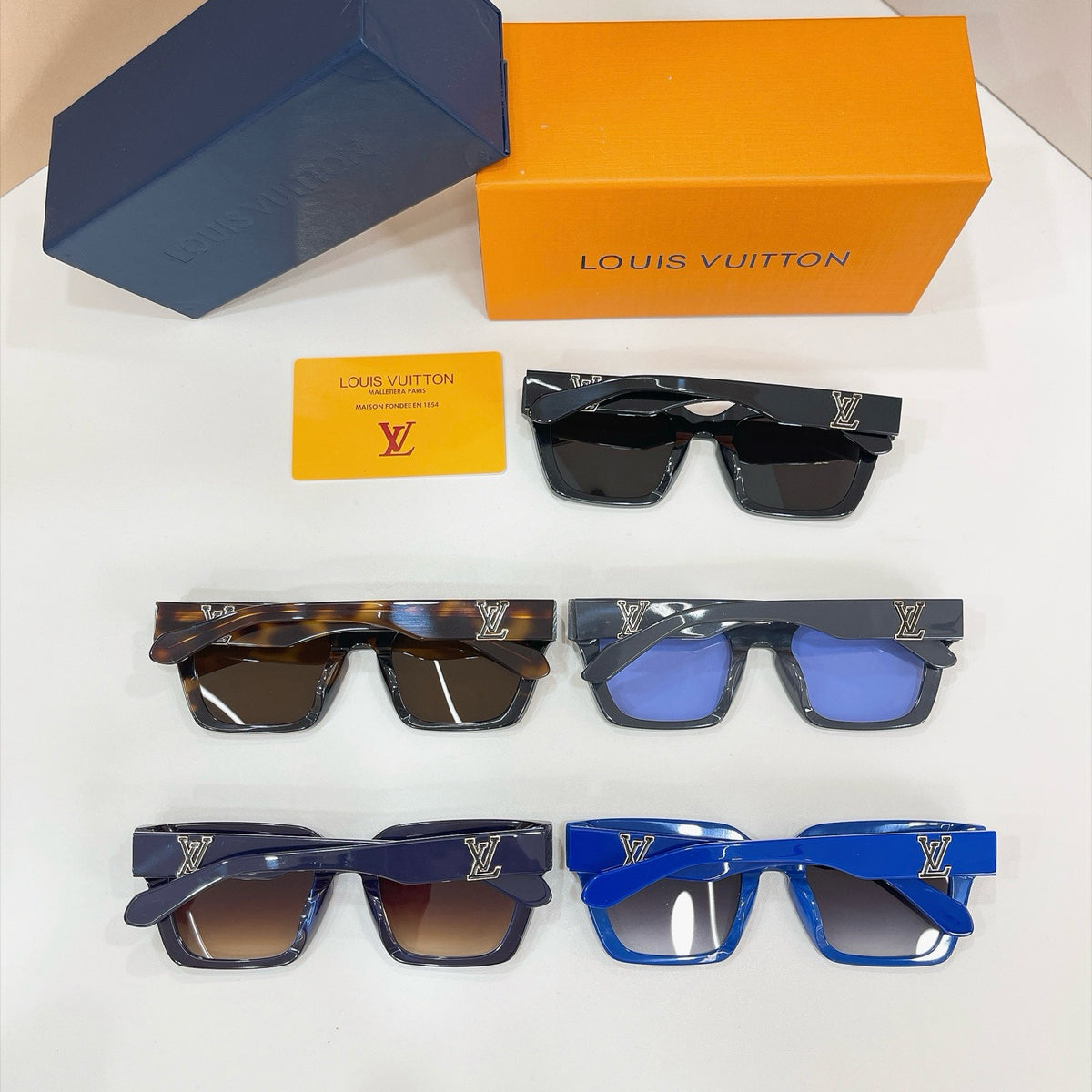 LV Sunglasses Z1702E