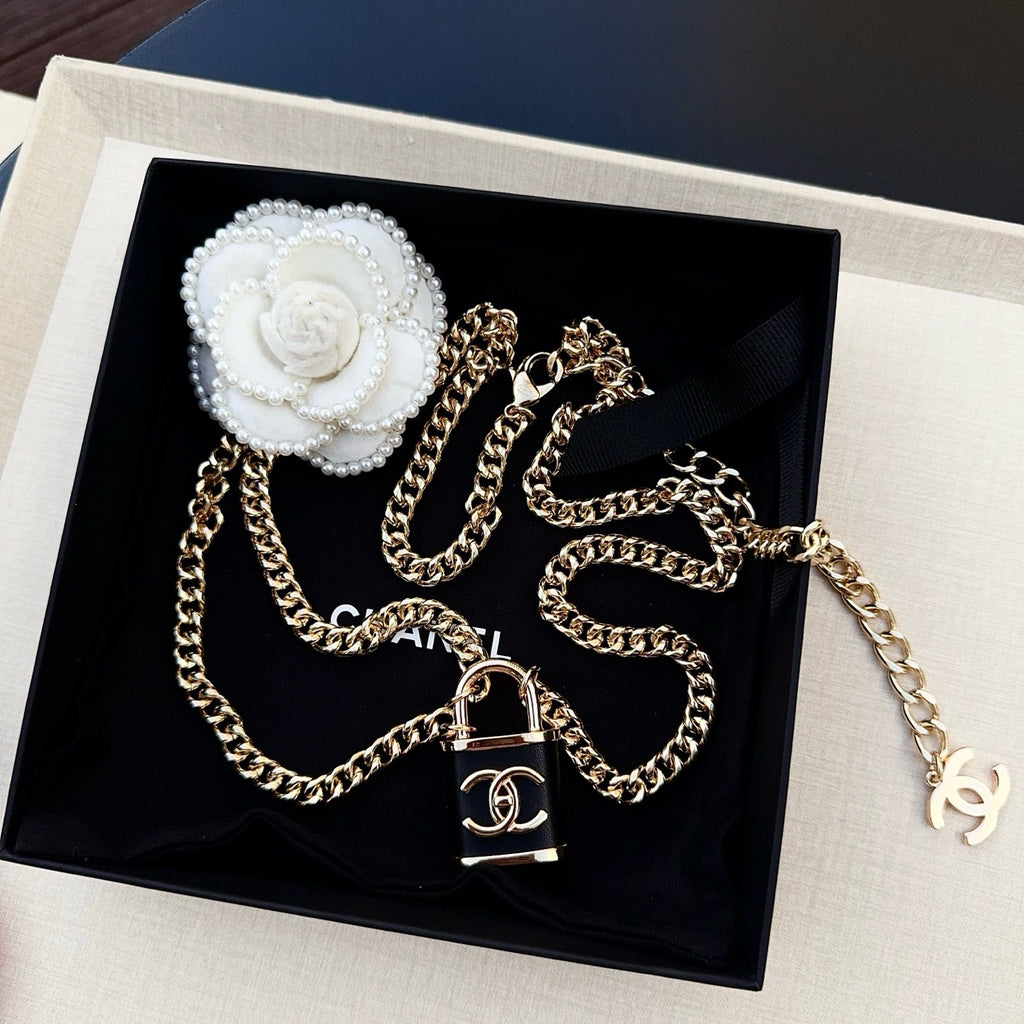 Chanel Chain Belts 01