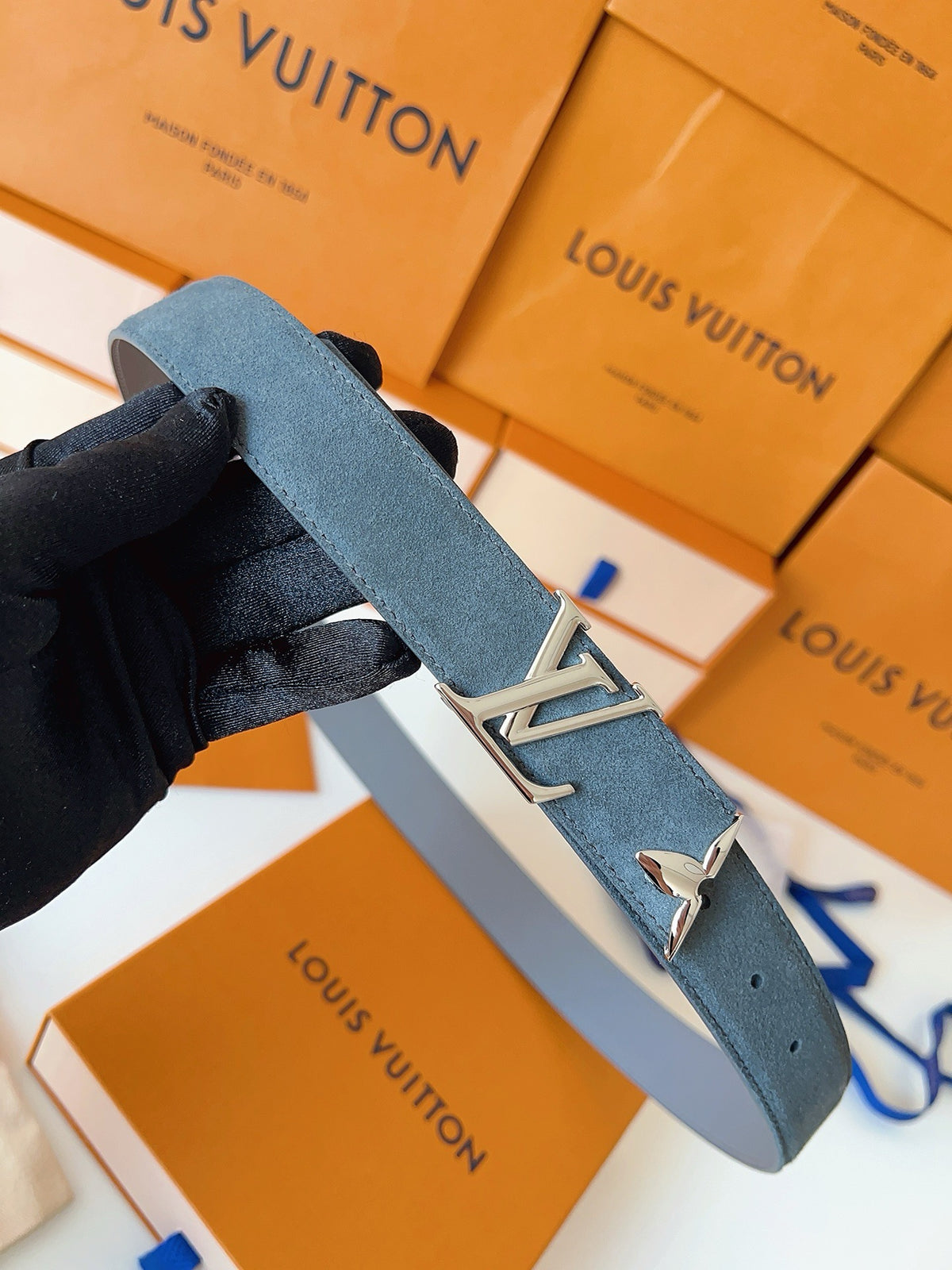 LV Belts Style 09