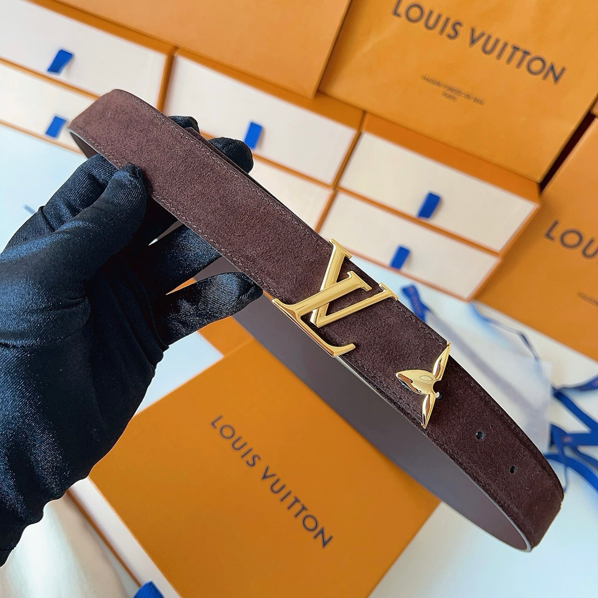 LV Belts Style 09