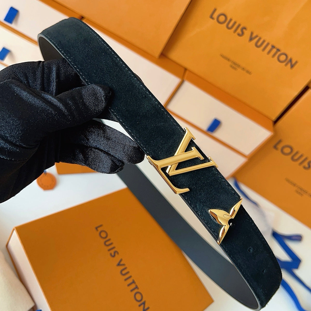 LV Belts Style 09
