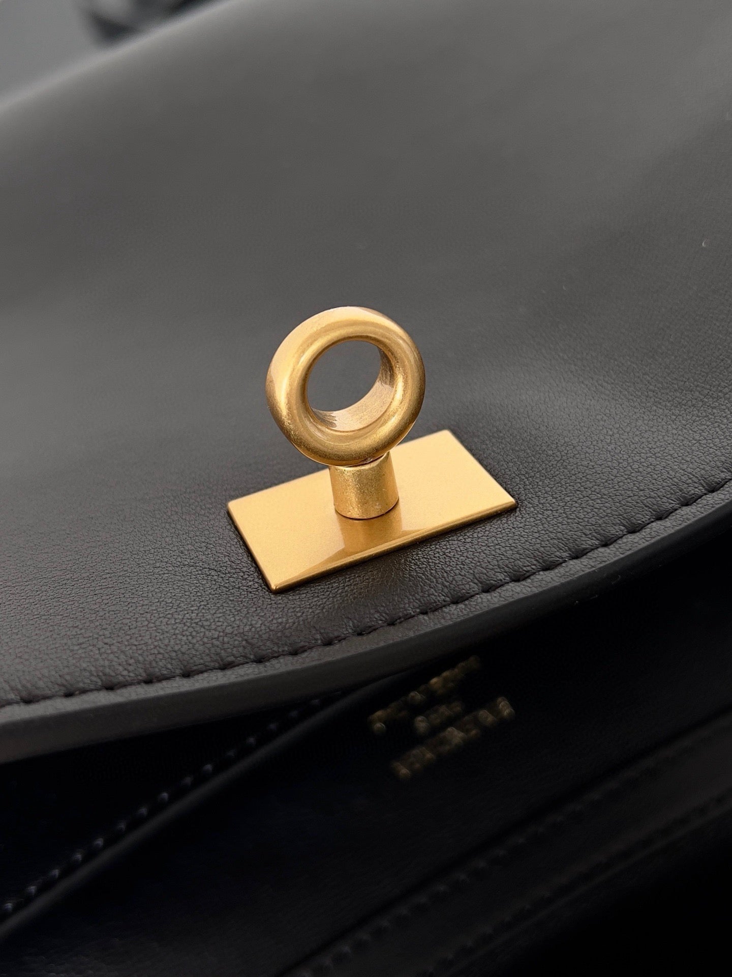 Balenciaga Rodeo Handbag Medium in Smooth Calfskin
