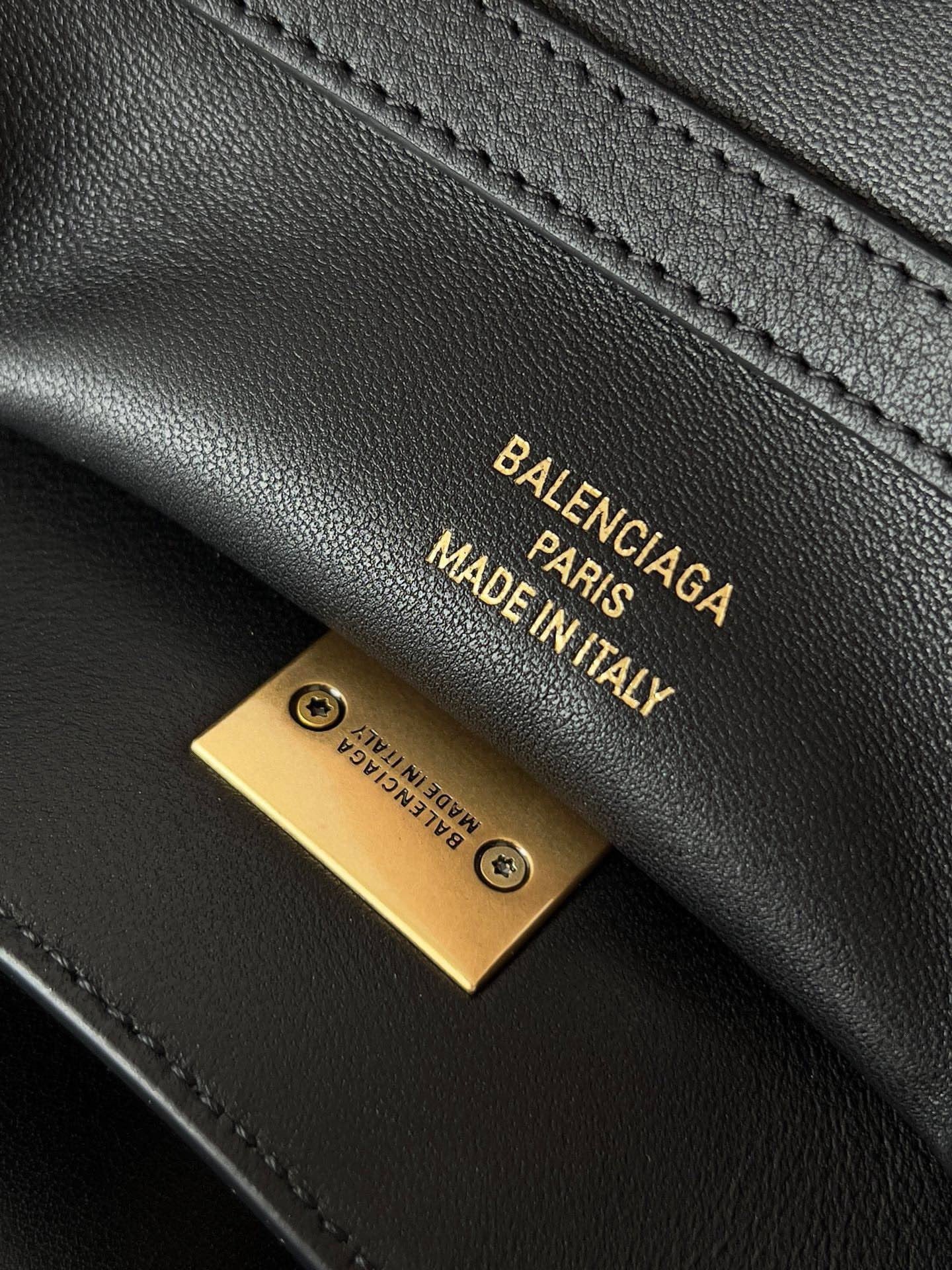 Balenciaga Rodeo Handbag Medium in Smooth Calfskin