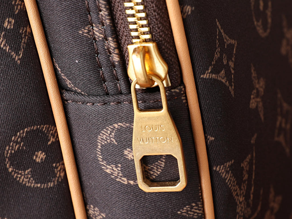 LV Nil XL Silk Tech M29853