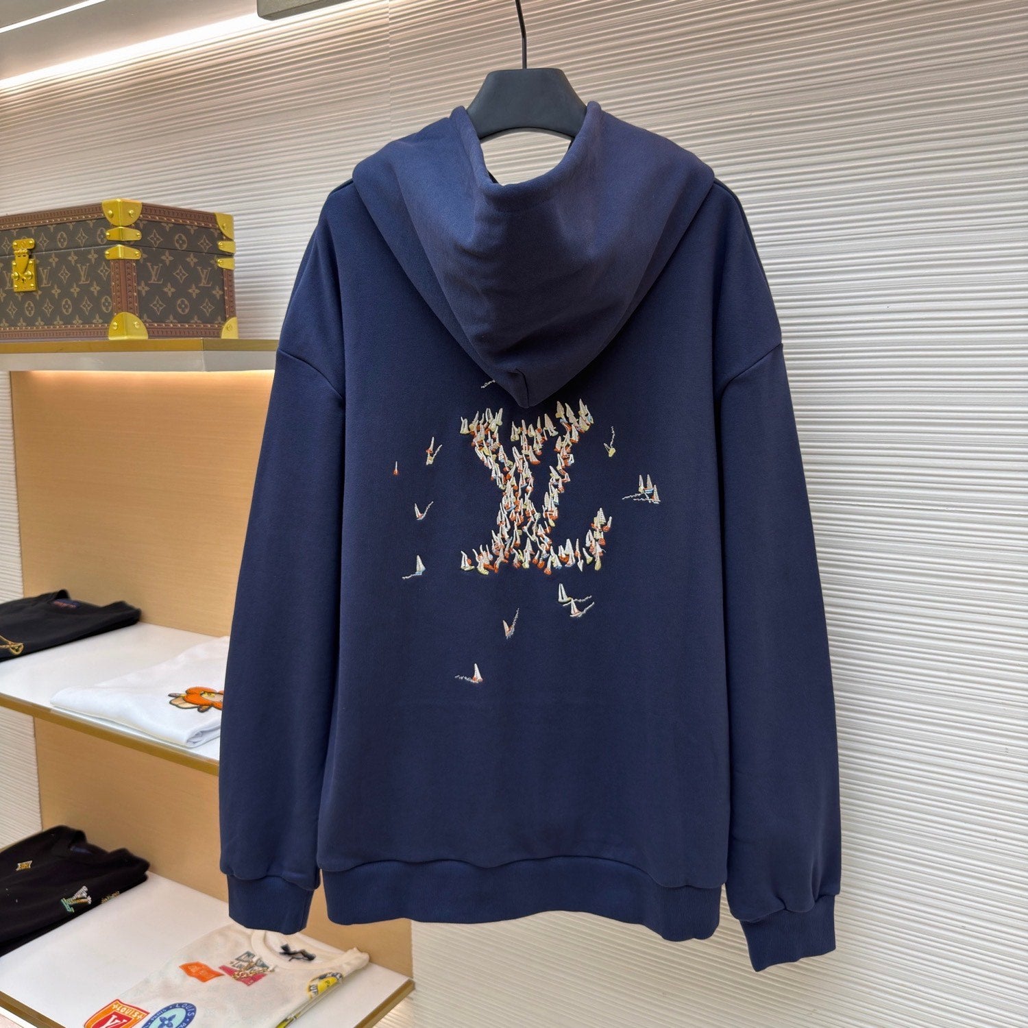 LV 1AHW66 Embroidered Signature Hoodie
