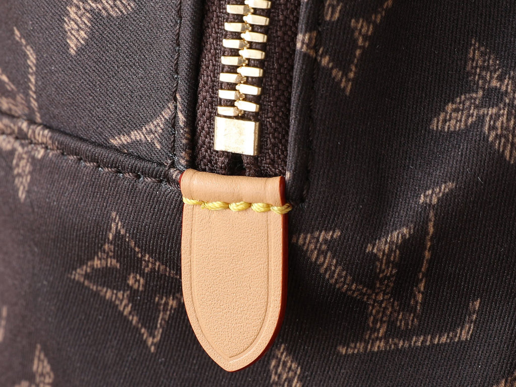 LV Track Backpack MM Silk Tech M2A456