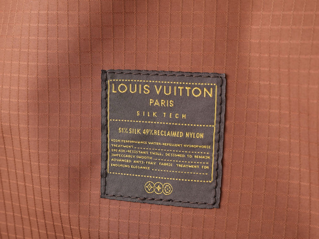 LV Track Backpack MM Silk Tech M2A456