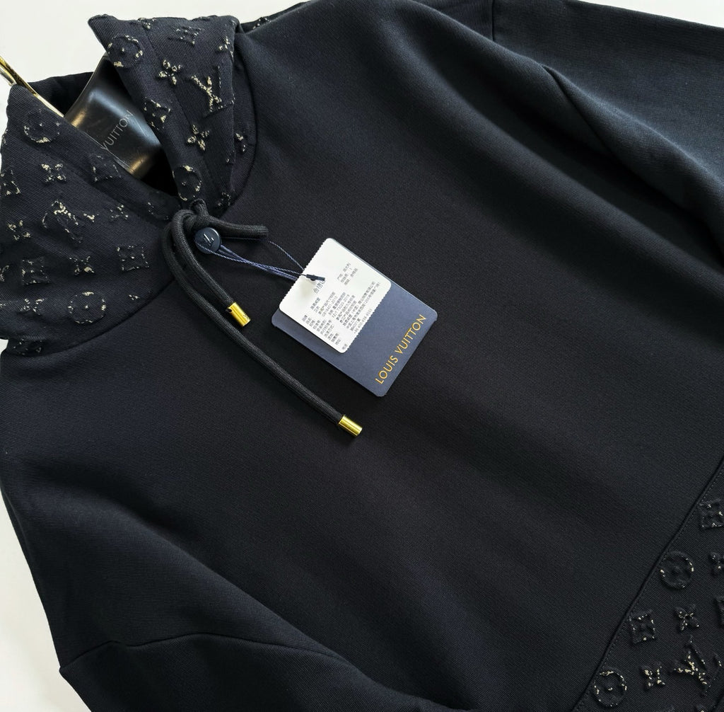 LV 1AKOWY Reflective Signature Hoodie