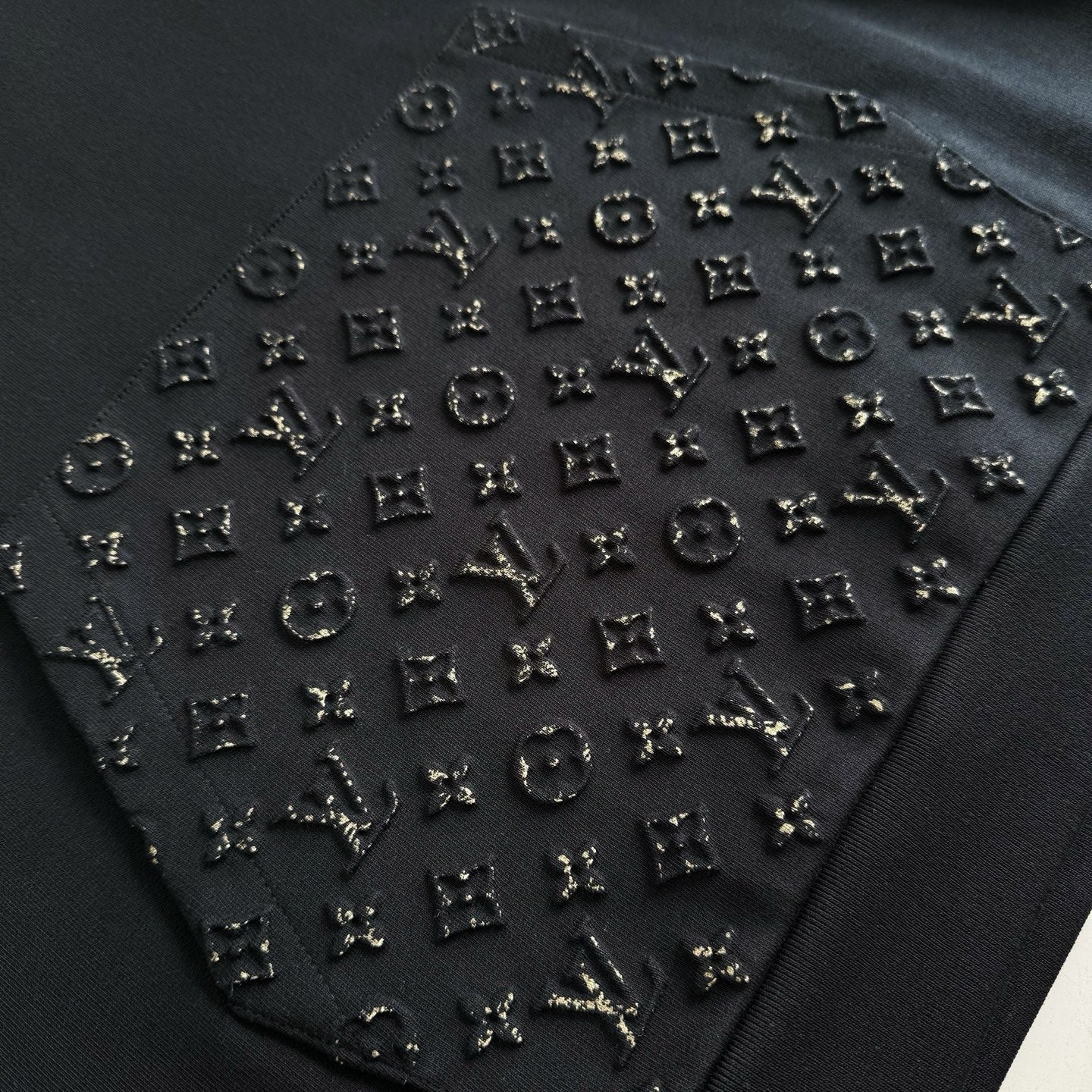 LV 1AKOWY Reflective Signature Hoodie