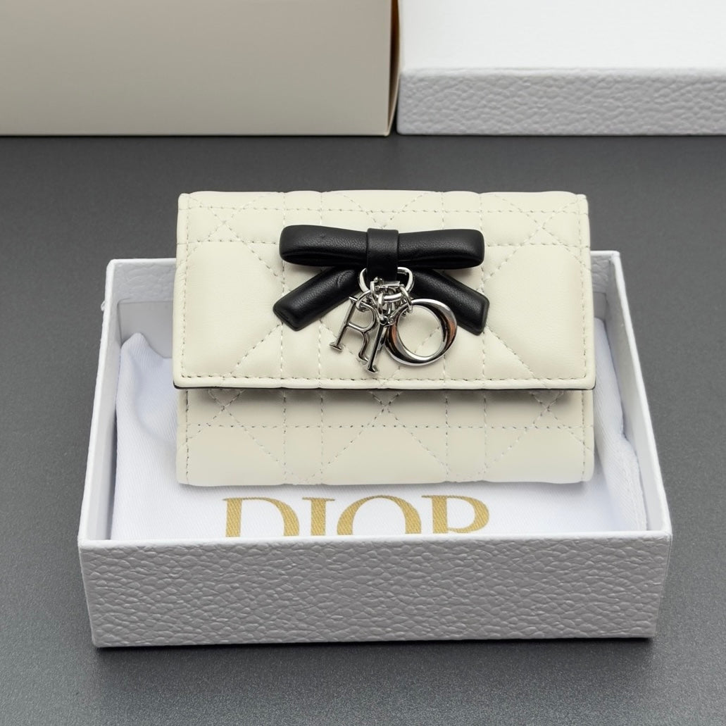 Dior Lady Dior Glycine Wallet in Lambskin