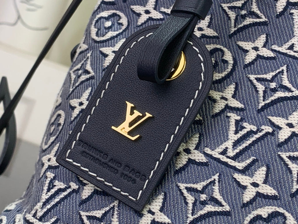 LV CarryAll PM M2A184