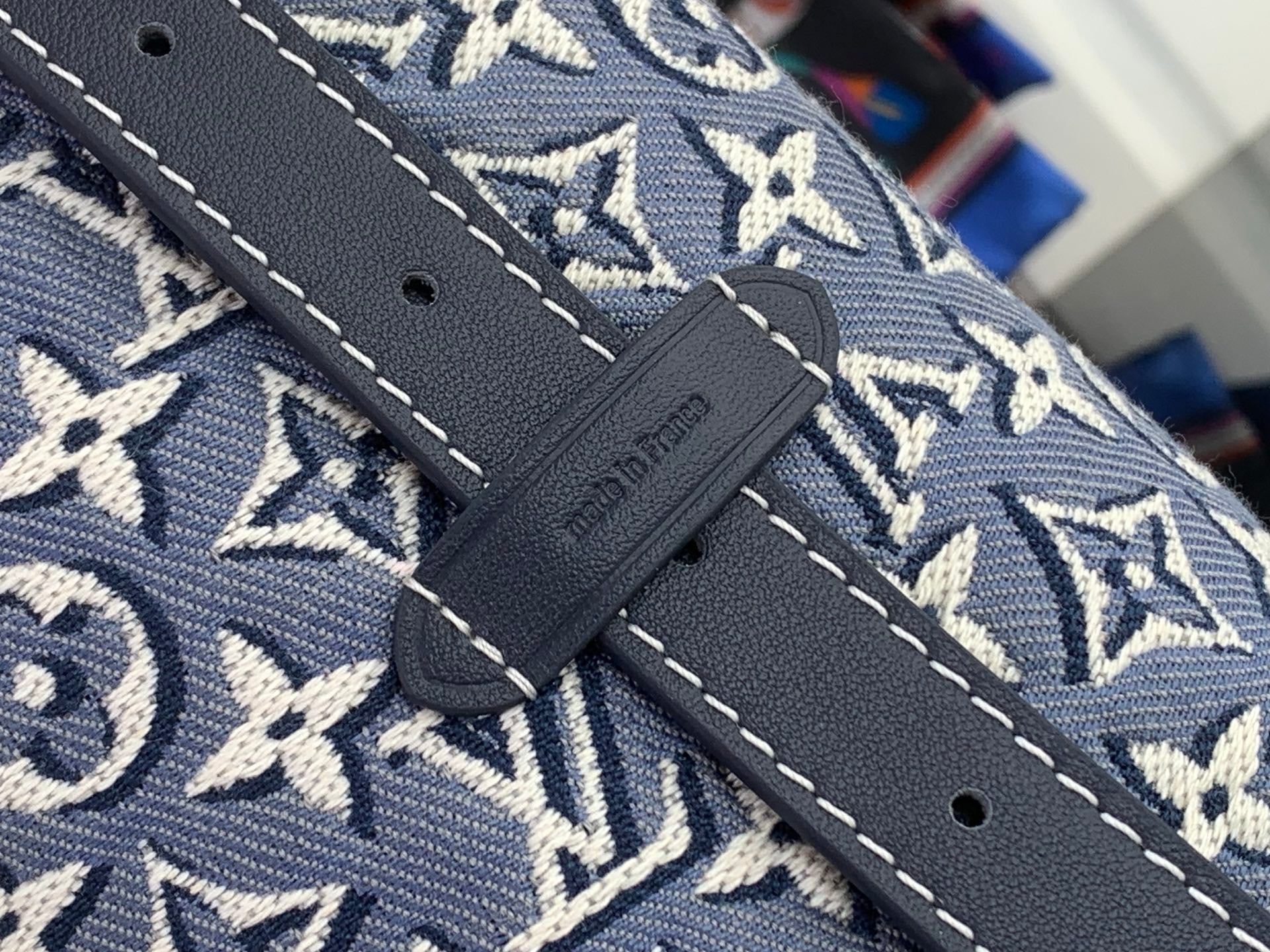 LV CarryAll PM M2A184