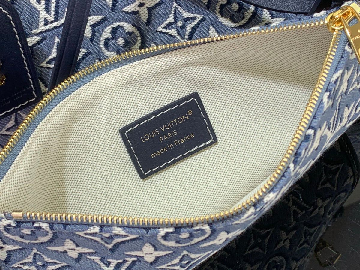 LV CarryAll PM M2A184