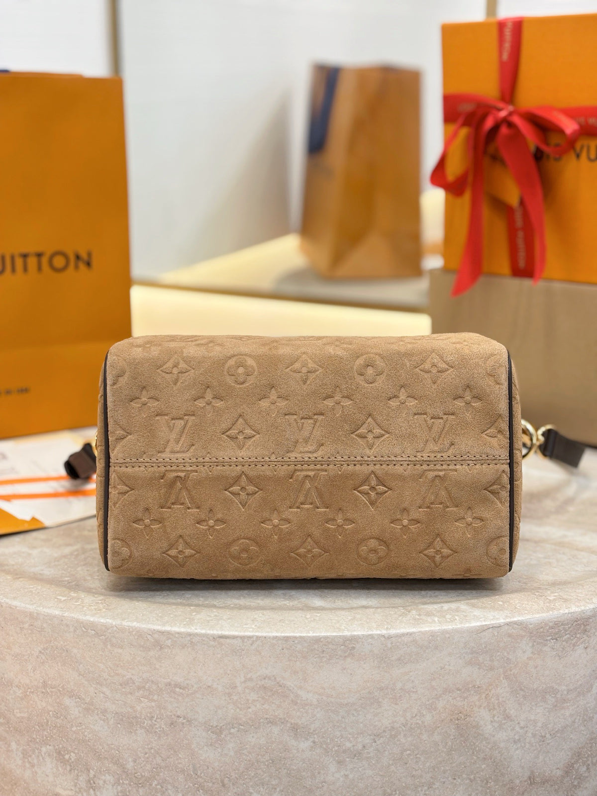 LV Speedy Bandoulière 25 M2A383