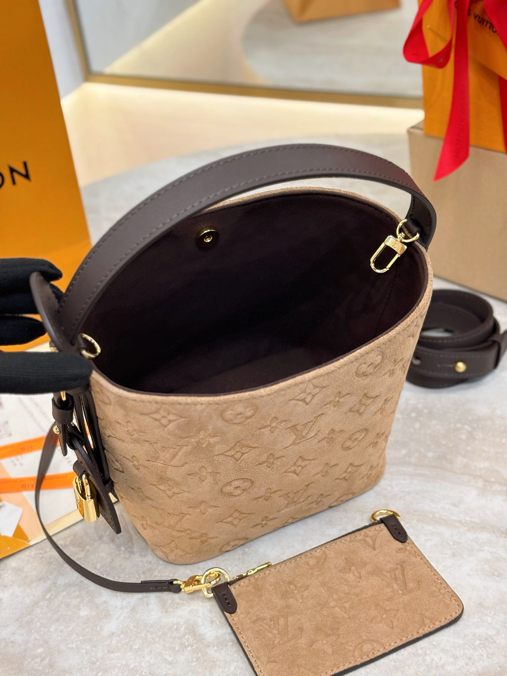LV All In BB M29834