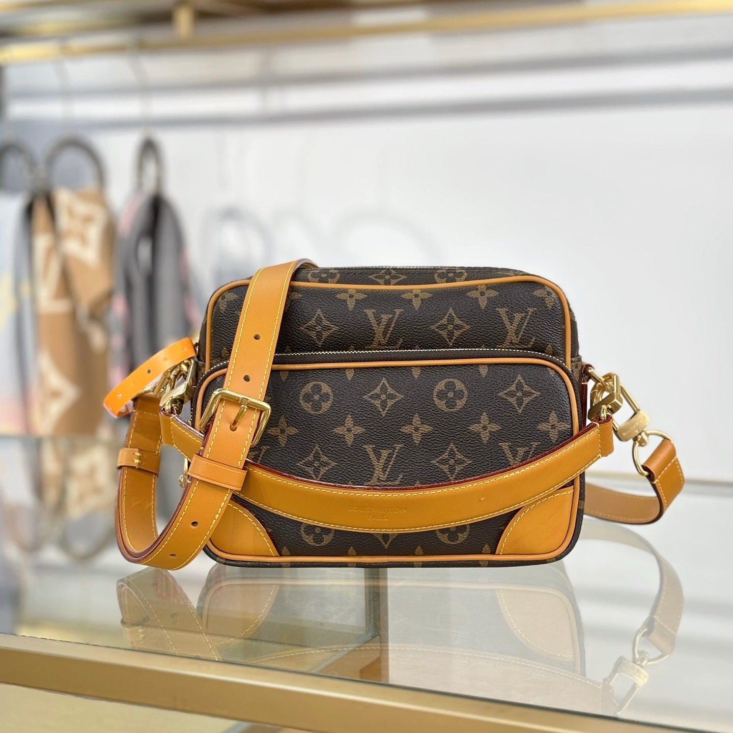 LV Nil M14016