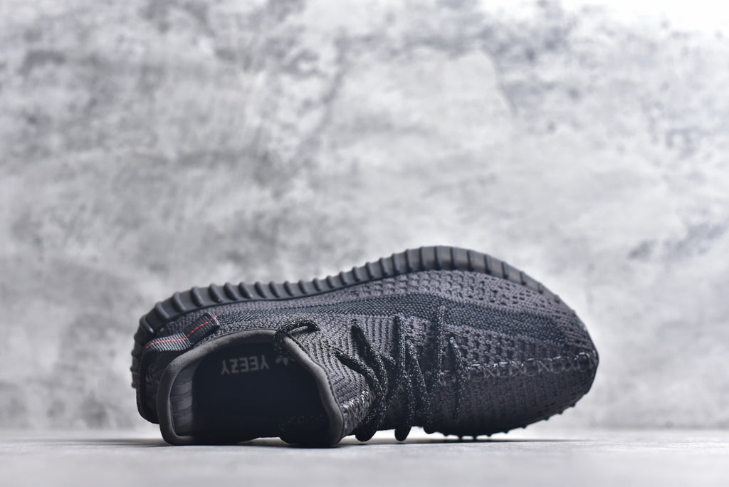 Yeezy Boost 350 V2