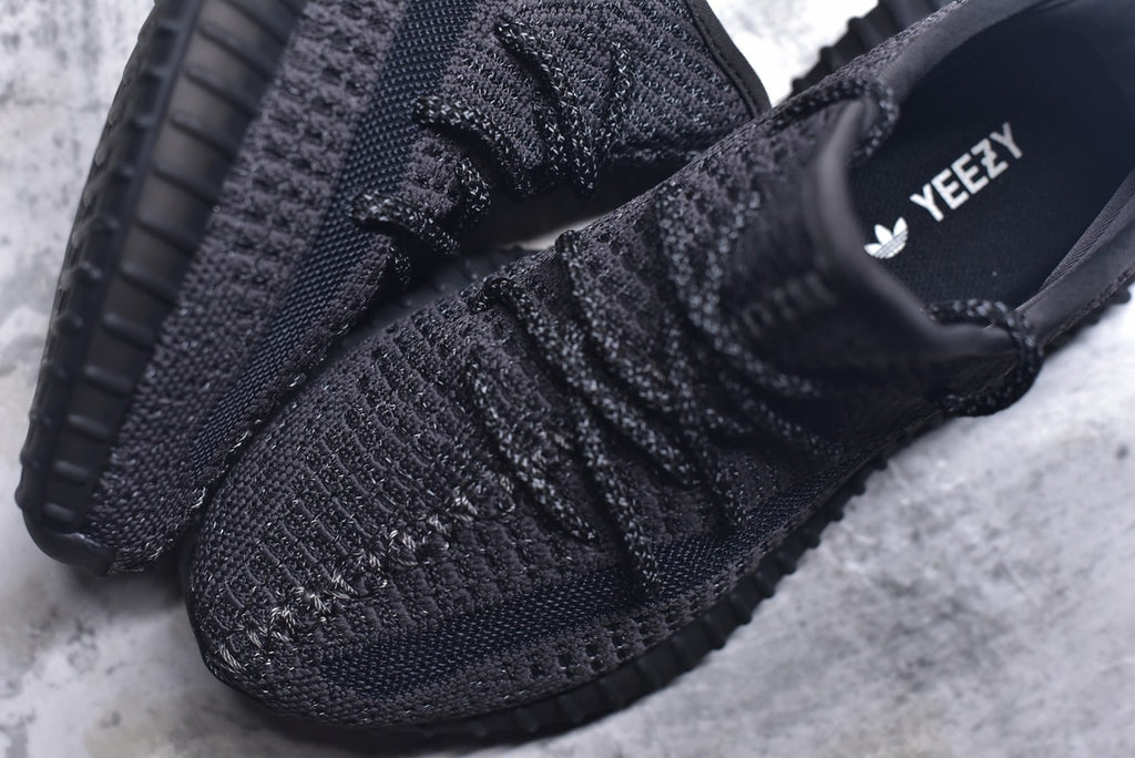 Yeezy Boost 350 V2