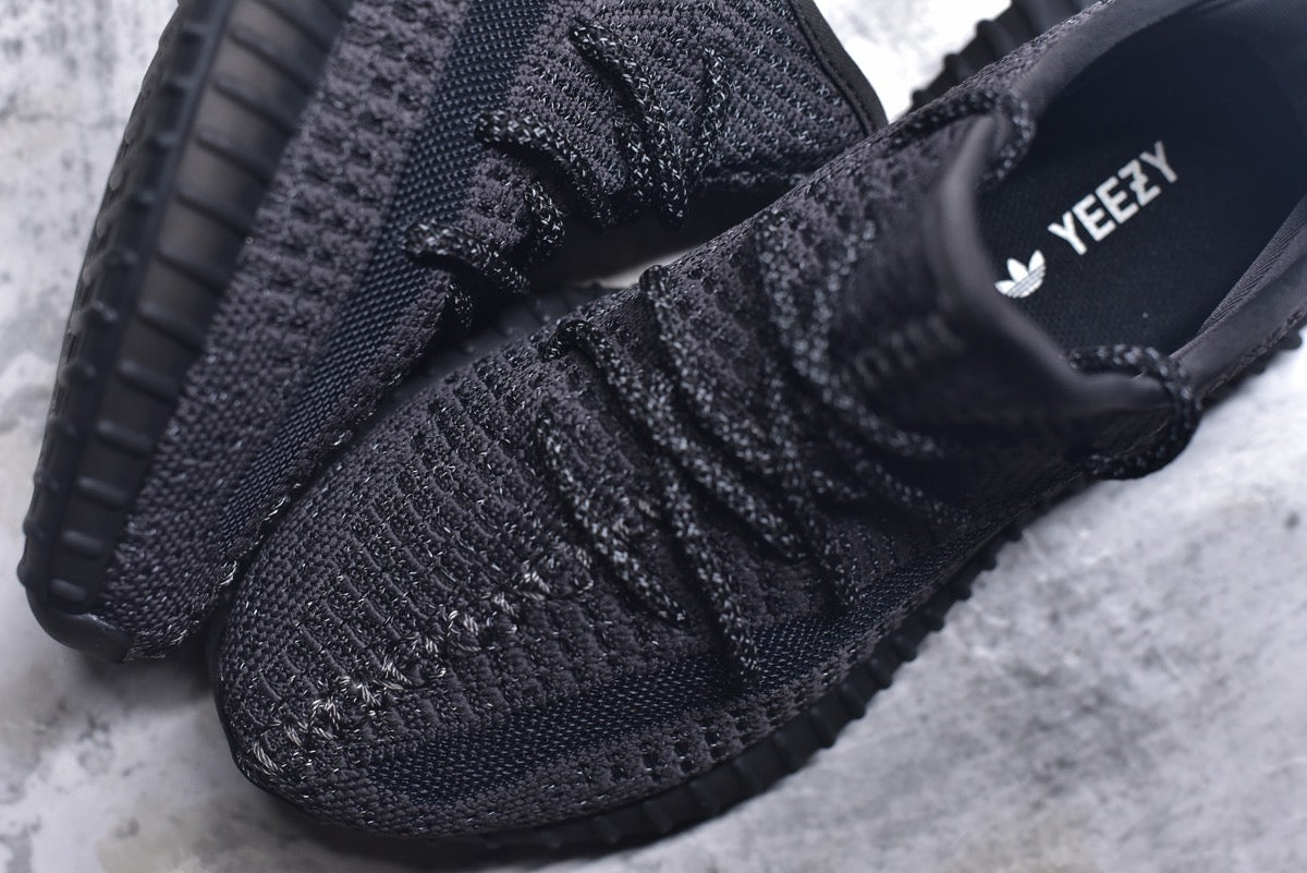Yeezy Boost 350 V2