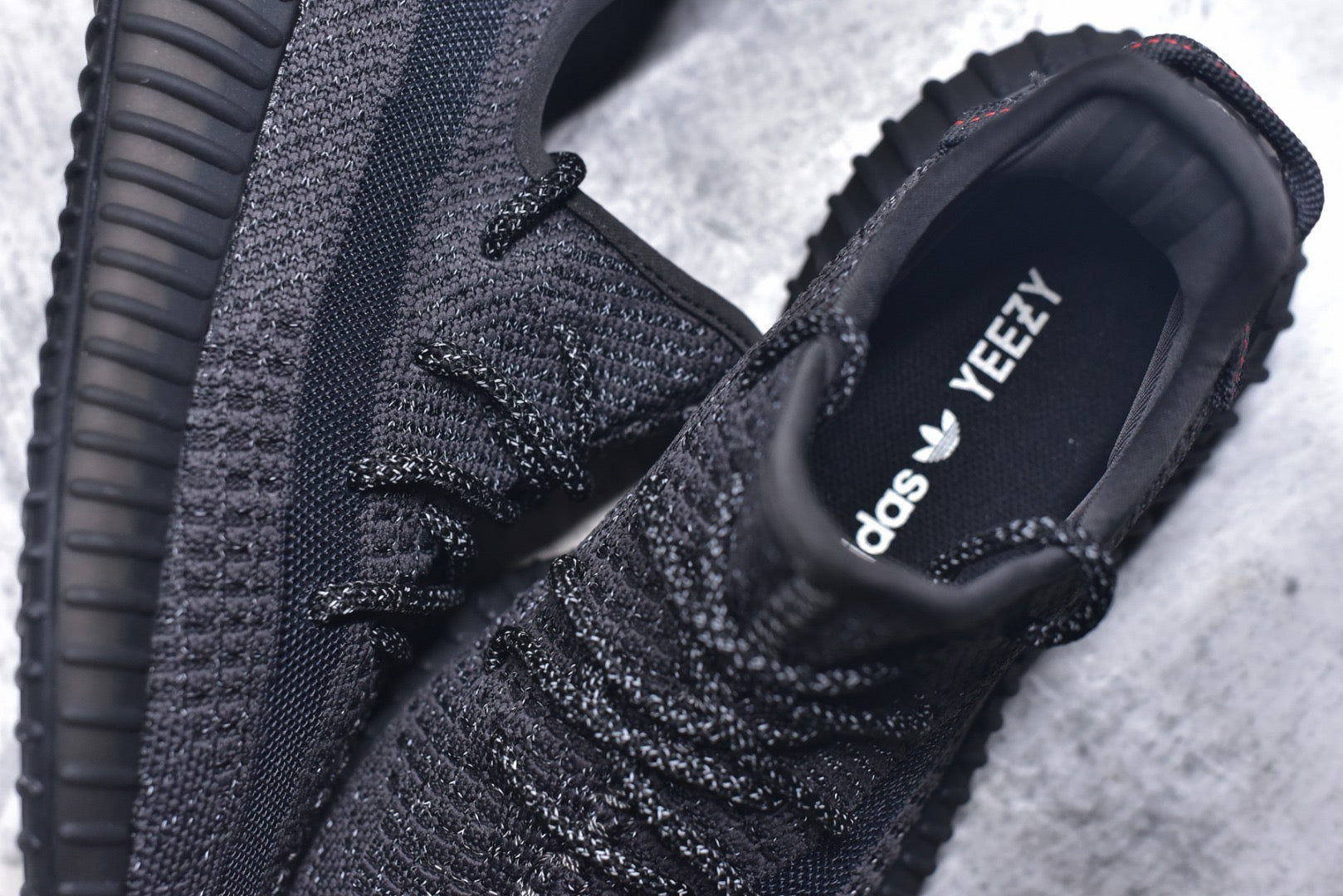 Yeezy Boost 350 V2