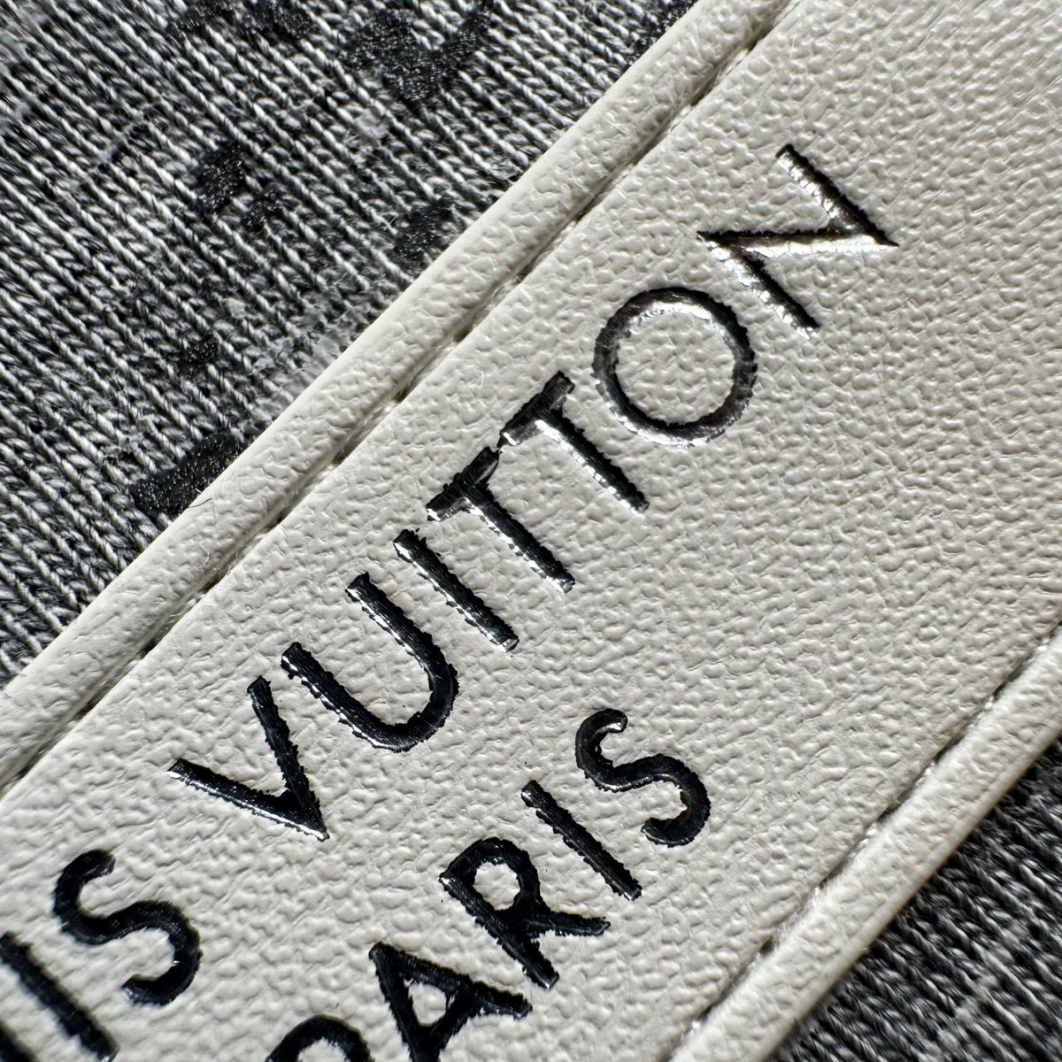 LV 1AKOCI Monogram Reflective T-Shirt