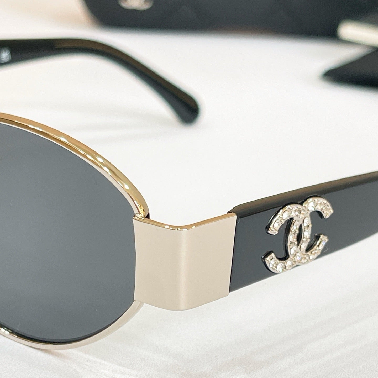 Chanel Sunglasses CH4596