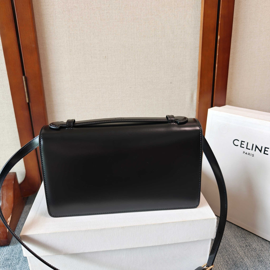 Celine Medium Triomphe Folio In Shiny Calfskin