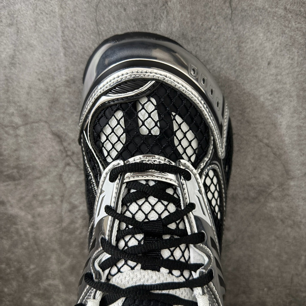 Bottega Veneta Orbit Sneaker in Technical Fabric And Mesh