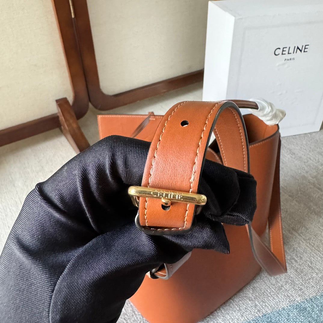 Celine Medium Bucket Louise In Smooth Calfskin