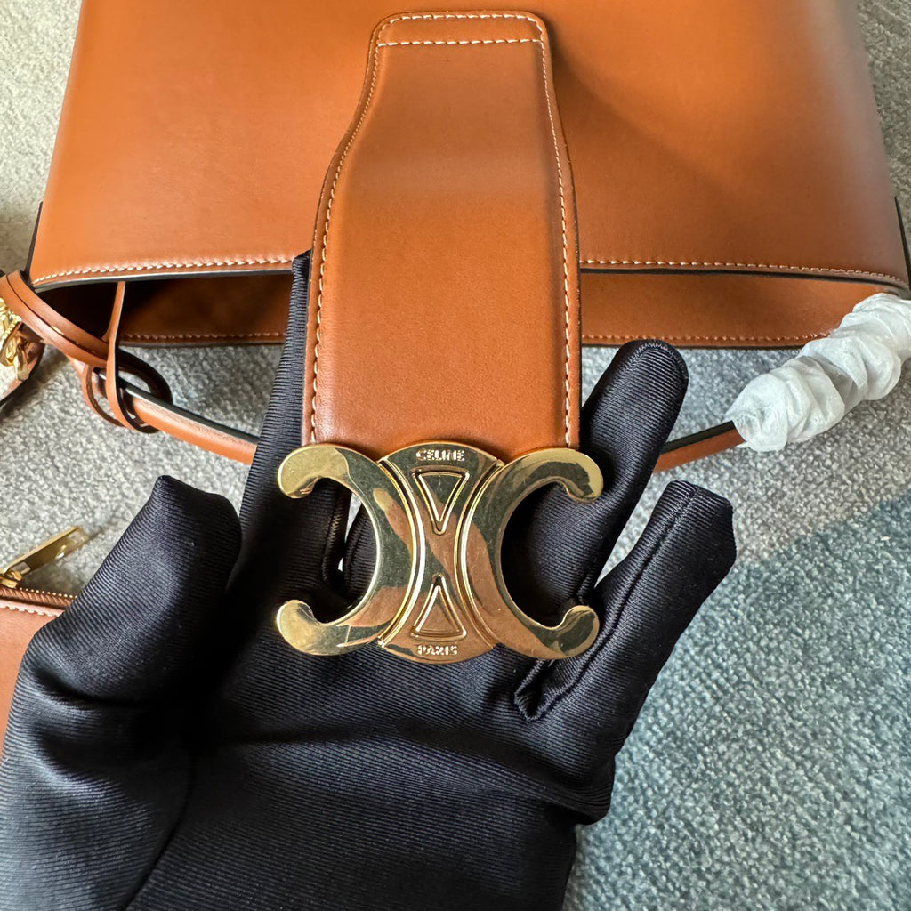 Celine Medium Bucket Louise In Smooth Calfskin
