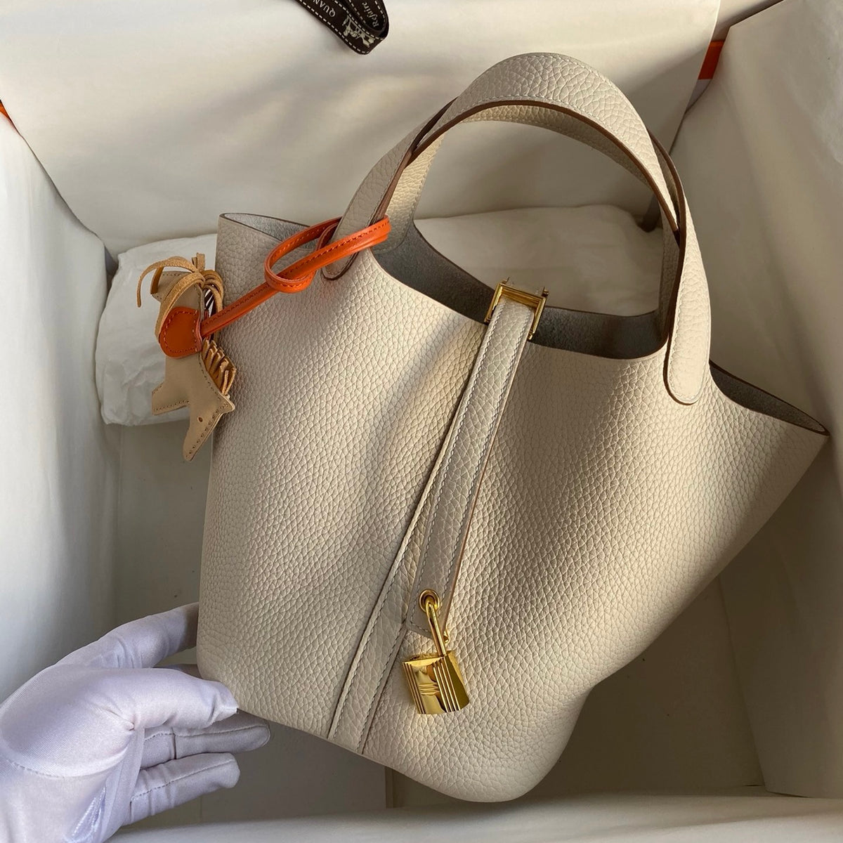 Hermes Picotin Lock 22 Bag in Taurillon Clemence Leather