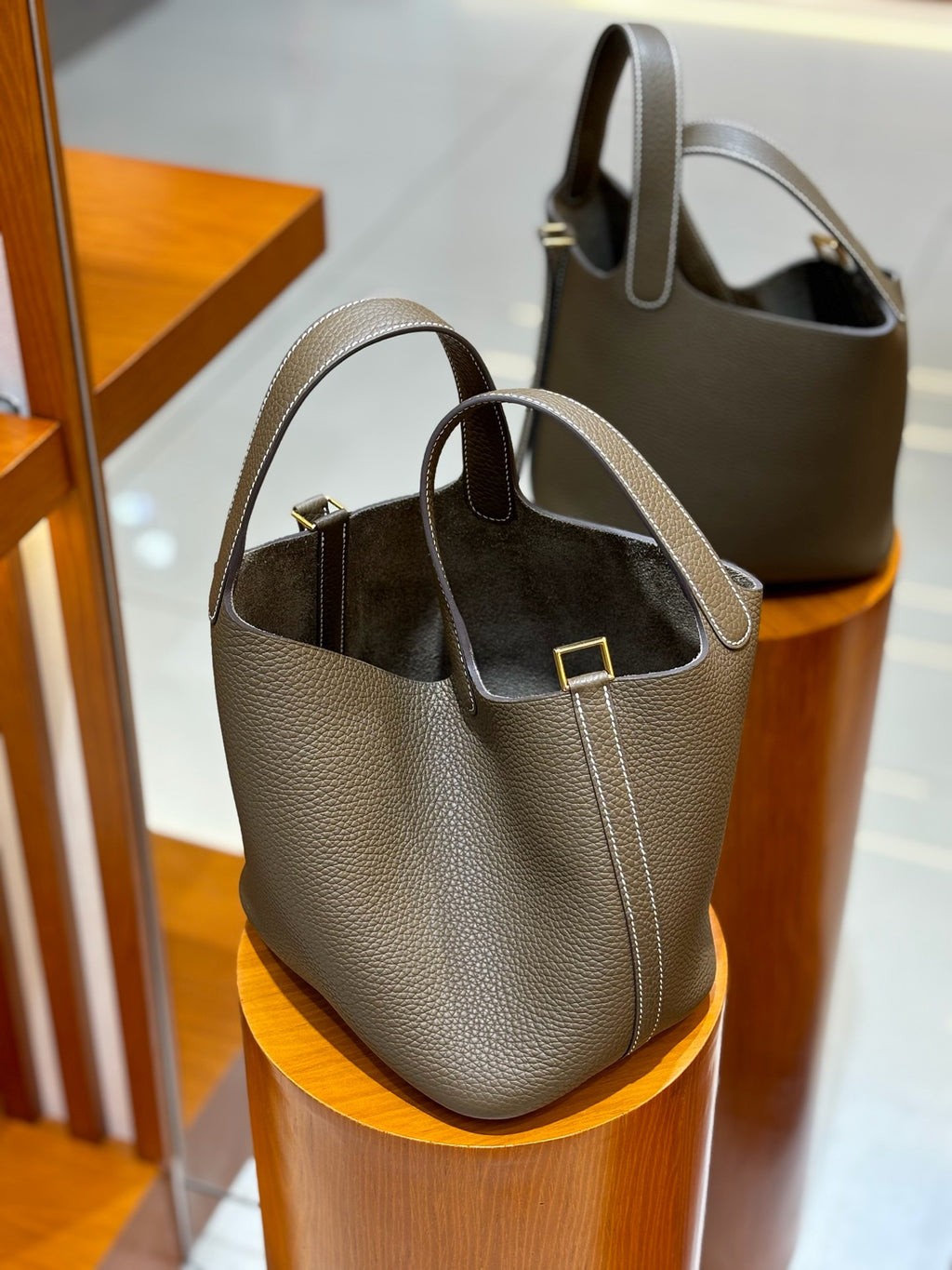 Hermes Picotin Lock 18 Bag in Taurillon Clemence Leather