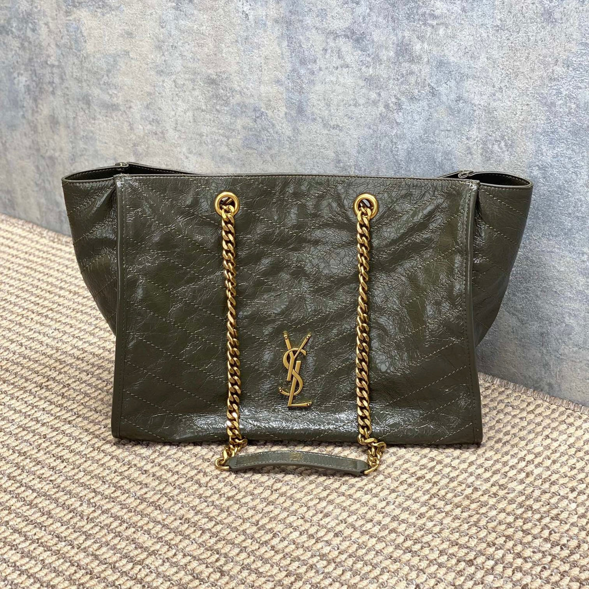 Saint Laurent Niki Shopping In Vintage Leather